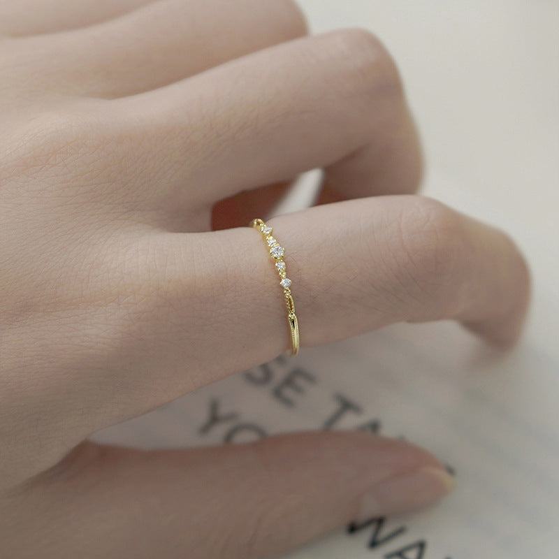 Auréole – Slim Gold Sparkle Ring