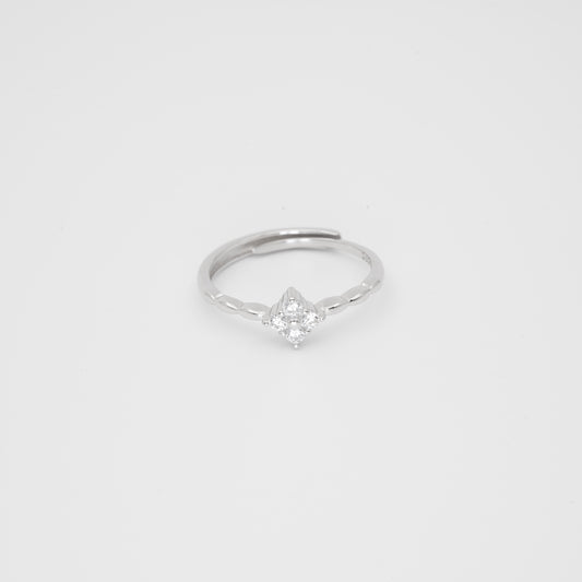 Elegant Sterling Silver Twisted Band Ring with Square